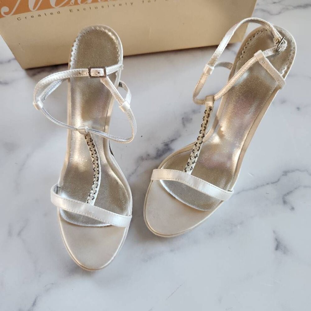 Michaelangelo womens size 8.5 Tessa white rhinestone sparkle open toe high heels
